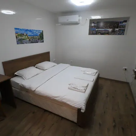 Venice بلوفديف